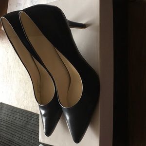 Alfani 3 inch kitten heel pumps, brand new